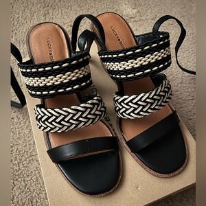 Brand New! Lucky Brand Sandals.